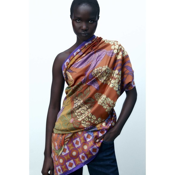 Zara satin effect printed handkerchief 4758/004 - Picture 1 of 2